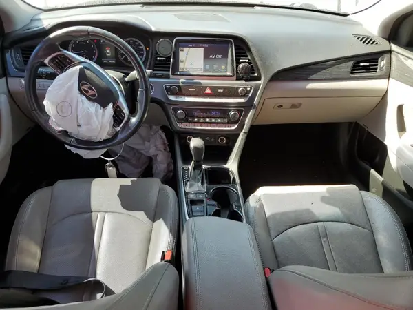 5NPE34AF6KH749737 2019 HYUNDAI SONATA - Image 8