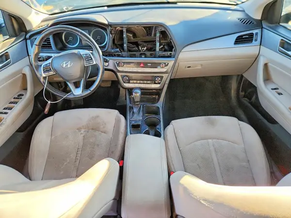 5NPE34AF6KH757031 2019 HYUNDAI SONATA - Image 8