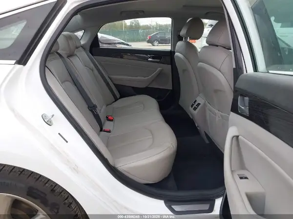 5NPE34AF6KH776596 2019 HYUNDAI SONATA - Image 8
