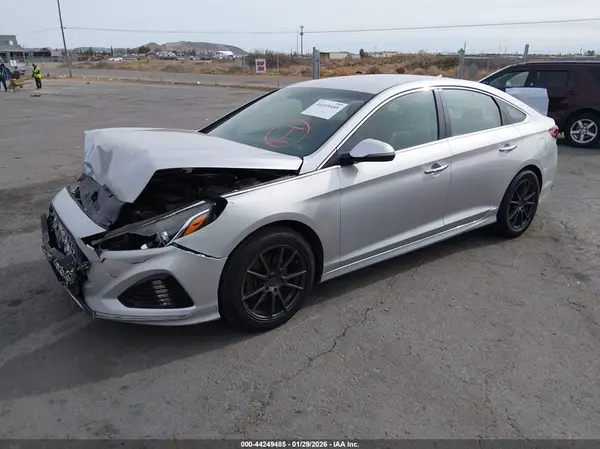 5NPE34AF6KH783936 2019 HYUNDAI SONATA - Image 2