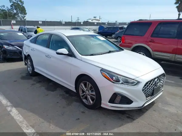 5NPE34AF6KH786609 2019 HYUNDAI SONATA - Image 1
