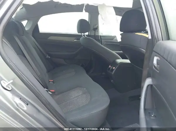 5NPE34AF6KH788327 2019 HYUNDAI SONATA - Image 8