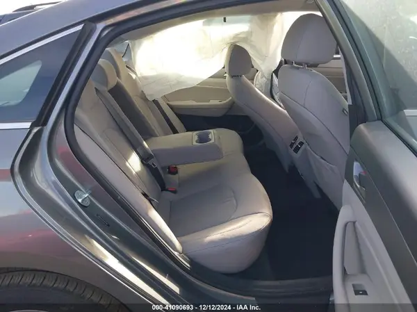 5NPE34AF6KH791583 2019 HYUNDAI SONATA - Image 8