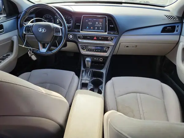 5NPE34AF6KH807443 2019 HYUNDAI SONATA - Image 8