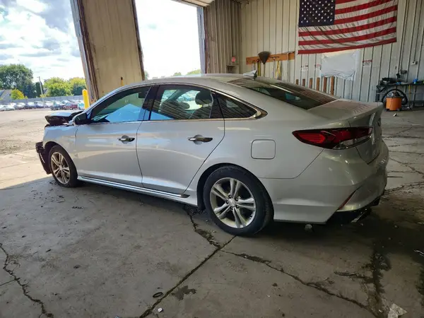 5NPE34AF6KH808270 2019 HYUNDAI SONATA - Image 2