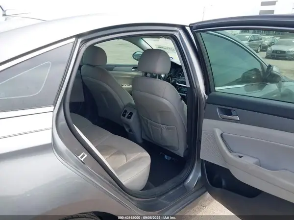 5NPE34AF6KH809466 2019 HYUNDAI SONATA - Image 8