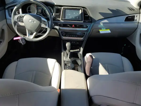 5NPE34AF6KH815946 2019 HYUNDAI SONATA - Image 8