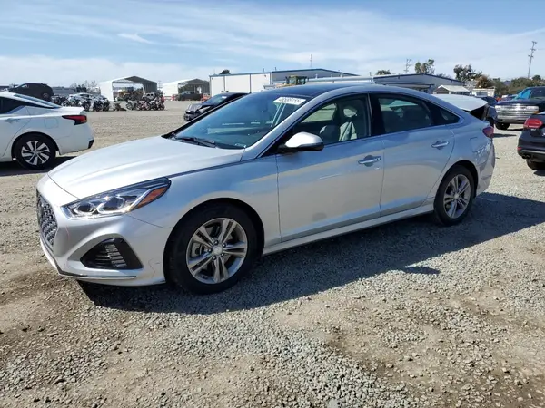 5NPE34AF6KH818586 2019 HYUNDAI SONATA - Image 1