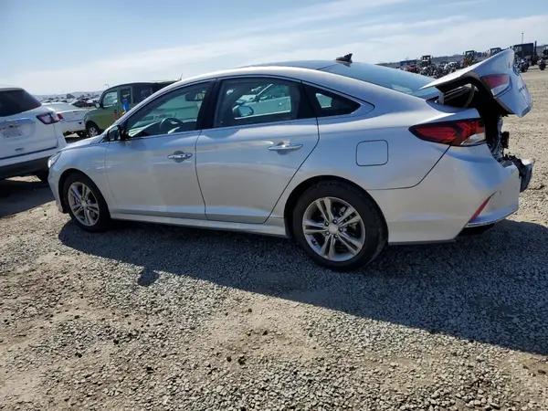 5NPE34AF6KH818586 2019 HYUNDAI SONATA - Image 2