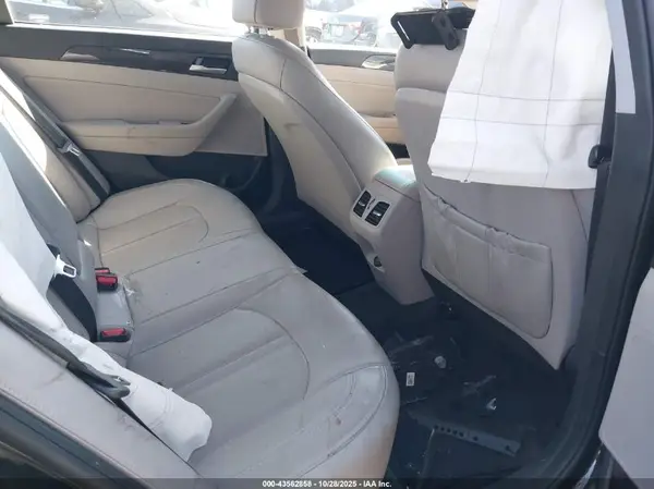 5NPE34AF6KH820919 2019 HYUNDAI SONATA - Image 8