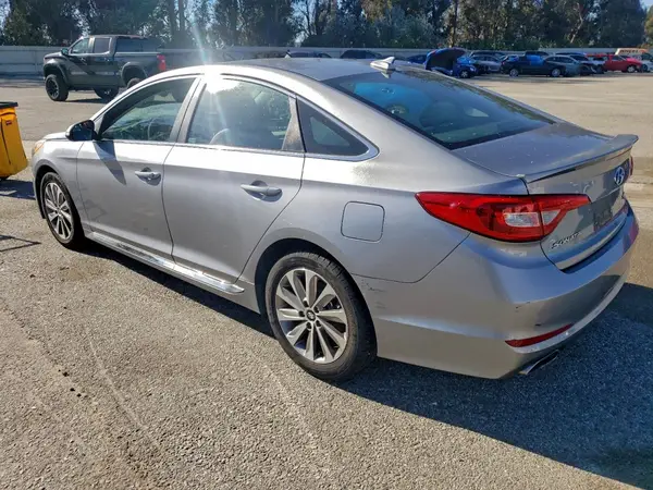5NPE34AF7GH260772 2016 HYUNDAI SONATA - Image 2