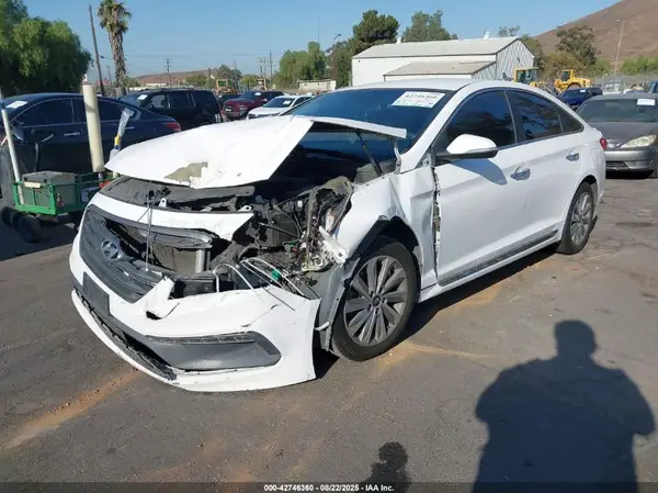 5NPE34AF7GH263977 2016 HYUNDAI SONATA - Image 2