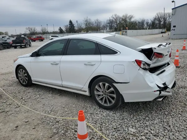5NPE34AF7GH267611 2016 HYUNDAI SONATA - Image 2
