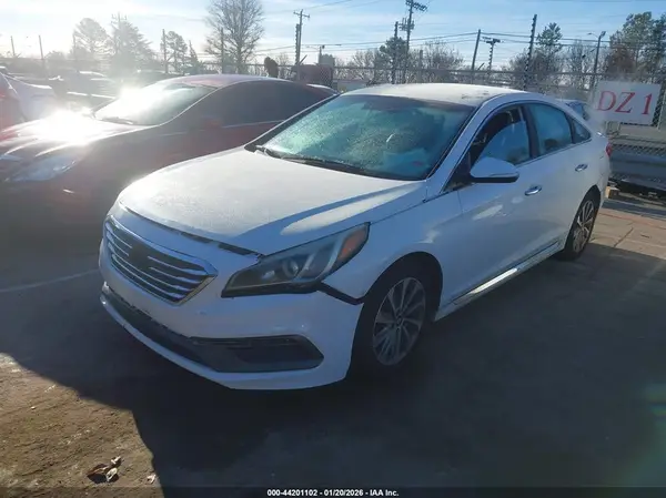 5NPE34AF7GH271075 2016 HYUNDAI SONATA - Image 2