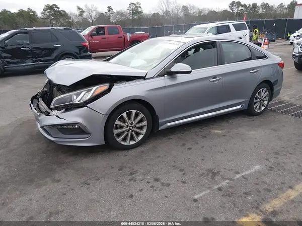 5NPE34AF7GH304463 2016 HYUNDAI SONATA - Image 2