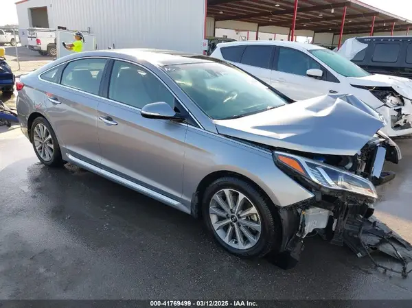 5NPE34AF7GH320999 2016 HYUNDAI SONATA - Image 1