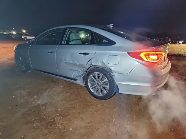 5NPE34AF7GH349175 2016 HYUNDAI SONATA - Image 2