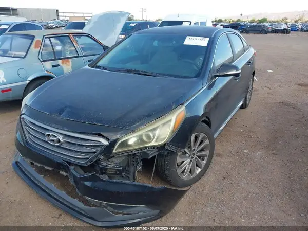 5NPE34AF7GH352982 2016 HYUNDAI SONATA - Image 2