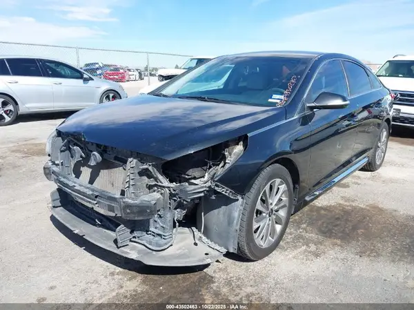 5NPE34AF7GH366719 2016 HYUNDAI SONATA - Image 2