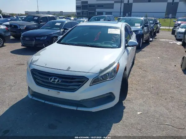 5NPE34AF7GH367210 2016 HYUNDAI SONATA - Image 2