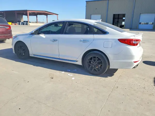 5NPE34AF7GH375520 2016 HYUNDAI SONATA - Image 2