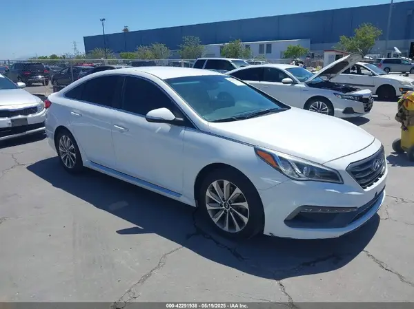 5NPE34AF7GH377784 2016 HYUNDAI SONATA - Image 1