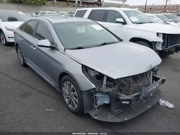 5NPE34AF7GH381334 2016 HYUNDAI SONATA - Image 1