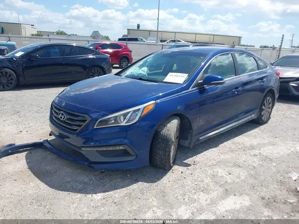 5NPE34AF7GH392074 2016 HYUNDAI SONATA - Image 2