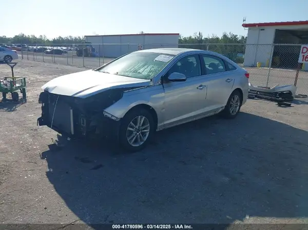 5NPE34AF7GH402991 2016 HYUNDAI SONATA - Image 2