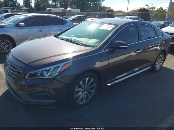 5NPE34AF7GH406815 2016 HYUNDAI SONATA - Image 2