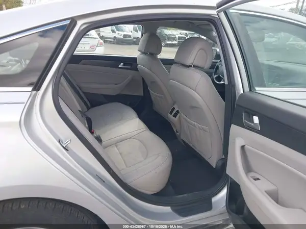 5NPE34AF7GH428958 2016 HYUNDAI SONATA - Image 8