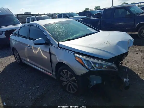 5NPE34AF7GH431147 2016 HYUNDAI SONATA - Image 1