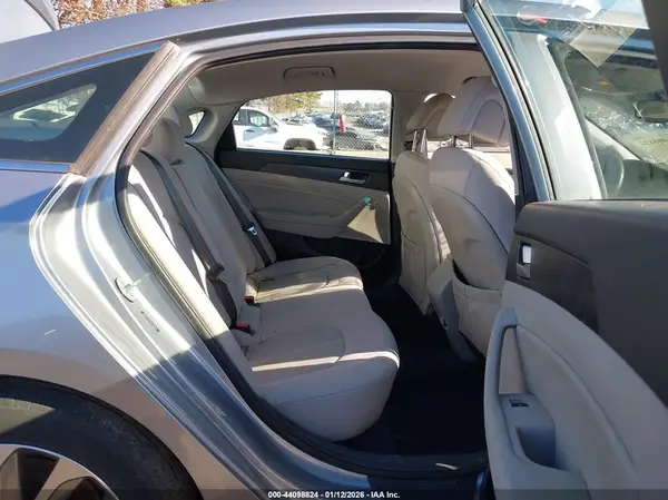 5NPE34AF7HH445924 2017 HYUNDAI SONATA - Image 8