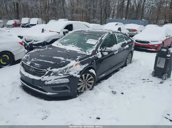 5NPE34AF7HH446880 2017 HYUNDAI SONATA - Image 2