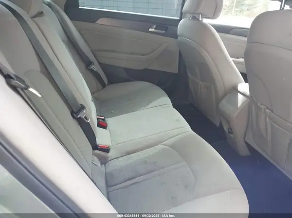 5NPE34AF7HH452677 2017 HYUNDAI SONATA - Image 8