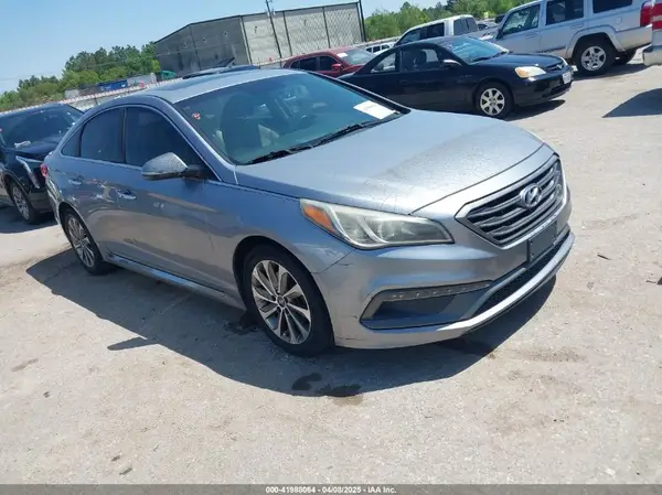 5NPE34AF7HH458818 2017 HYUNDAI SONATA - Image 1