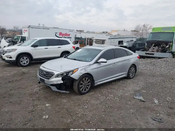 5NPE34AF7HH467194 2017 HYUNDAI SONATA - Image 2