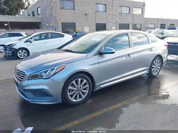 5NPE34AF7HH472508 2017 HYUNDAI SONATA - Image 2