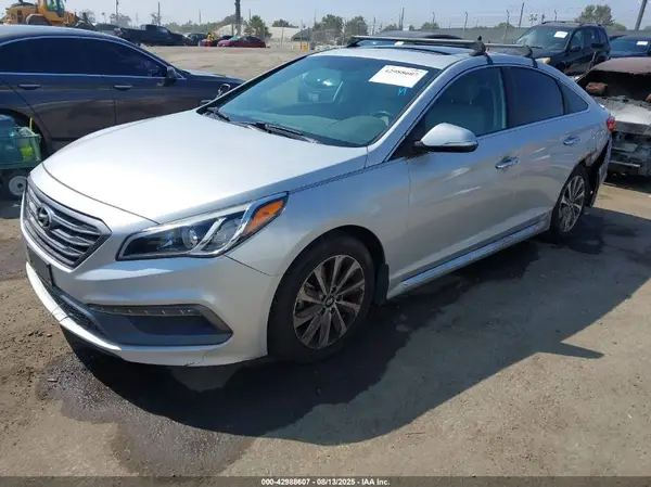 5NPE34AF7HH475196 2017 HYUNDAI SONATA - Image 2