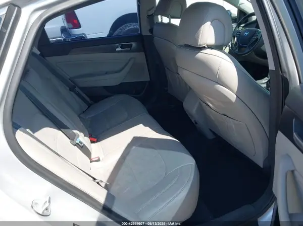 5NPE34AF7HH475196 2017 HYUNDAI SONATA - Image 8