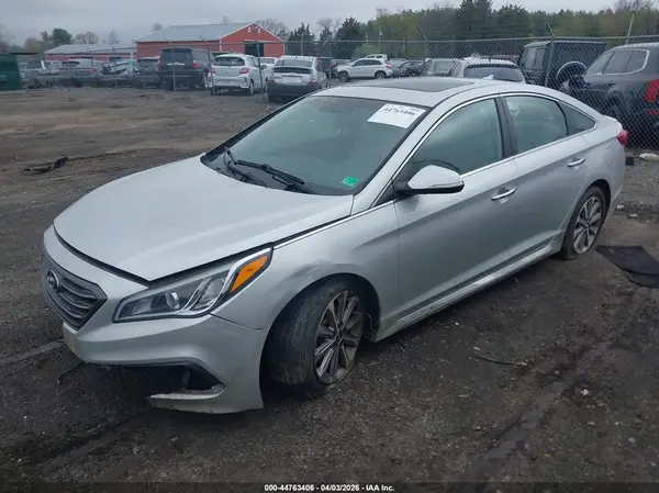 5NPE34AF7HH480527 2017 HYUNDAI SONATA - Image 2