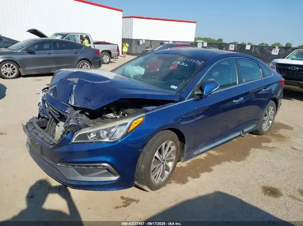 5NPE34AF7HH484464 2017 HYUNDAI SONATA - Image 2