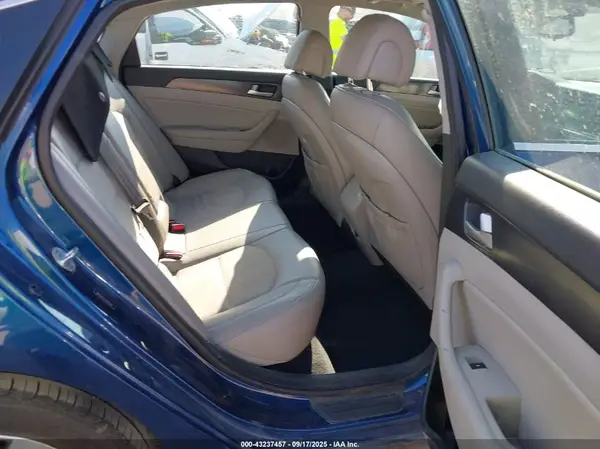5NPE34AF7HH484464 2017 HYUNDAI SONATA - Image 8
