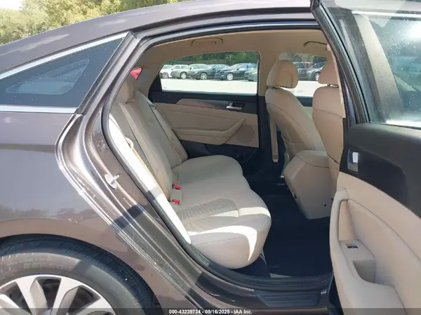 5NPE34AF7HH486859 2017 HYUNDAI SONATA - Image 8