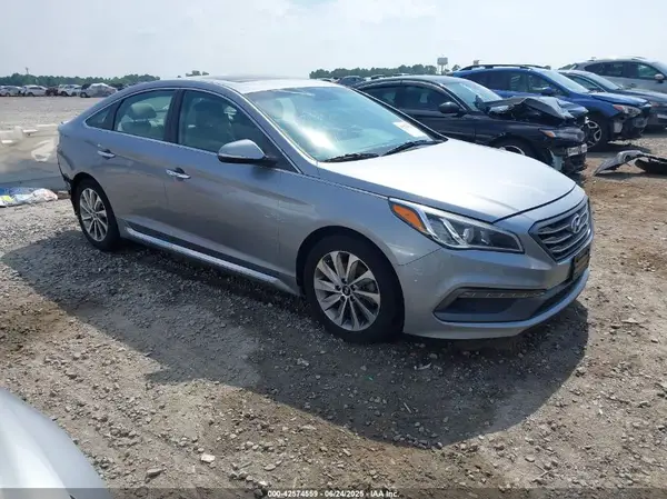 5NPE34AF7HH510142 2017 HYUNDAI SONATA - Image 1
