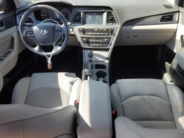5NPE34AF7HH520119 2017 HYUNDAI SONATA - Image 8