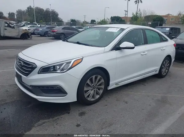 5NPE34AF7HH526566 2017 HYUNDAI SONATA - Image 2