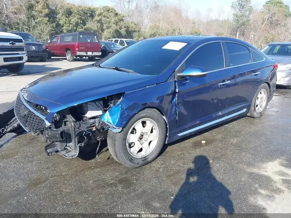 5NPE34AF7HH526955 2017 HYUNDAI SONATA - Image 2
