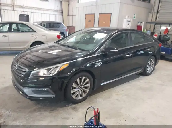 5NPE34AF7HH552083 2017 HYUNDAI SONATA - Image 2