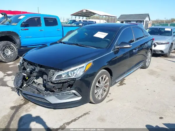 5NPE34AF7HH552374 2017 HYUNDAI SONATA - Image 2